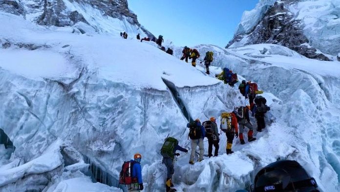 dhaulagiri-climb