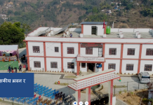 विहादी गाउँपालिकाले २ करोड १६ लाखको हाइटेक टनेल वितरण गर्दै