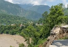 कृष्णभीरको ठूलो पहिरोका कारण मलेखु–मुग्लिन सडक दशैंअघि खुल्ने सम्भावना न्यून