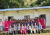 गणेश्रवर आधारभूत प्राथमिक विद्यालयका ३५ जना बिद्दार्थीहरूलाई ट्याकसुट बितरण
